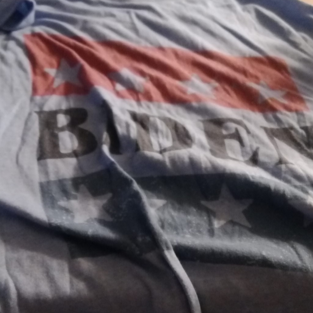 Biden t